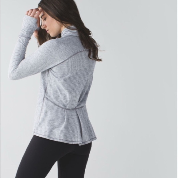 LULULEMON Warm Your Core Striped Heathered Slate White Size 4 - Picture 2 of 14